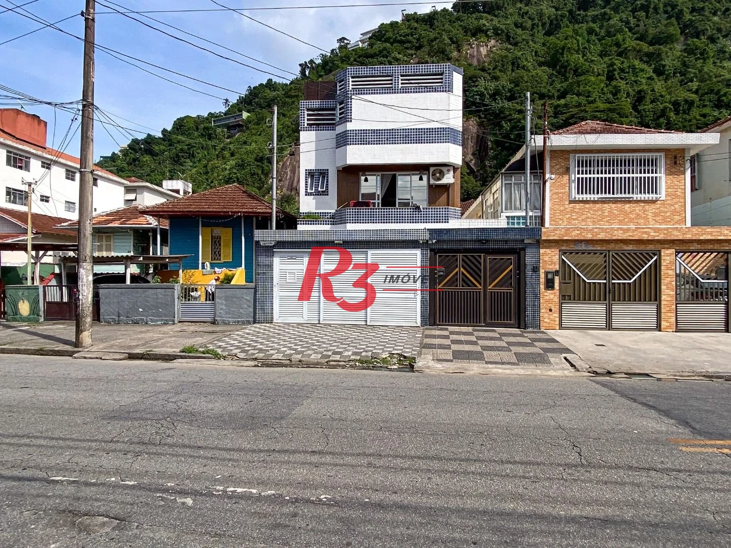 Casa com 5 dormitórios à venda, 367 m² por R$ 1.810.000,00 - Marapé - Santos/SP