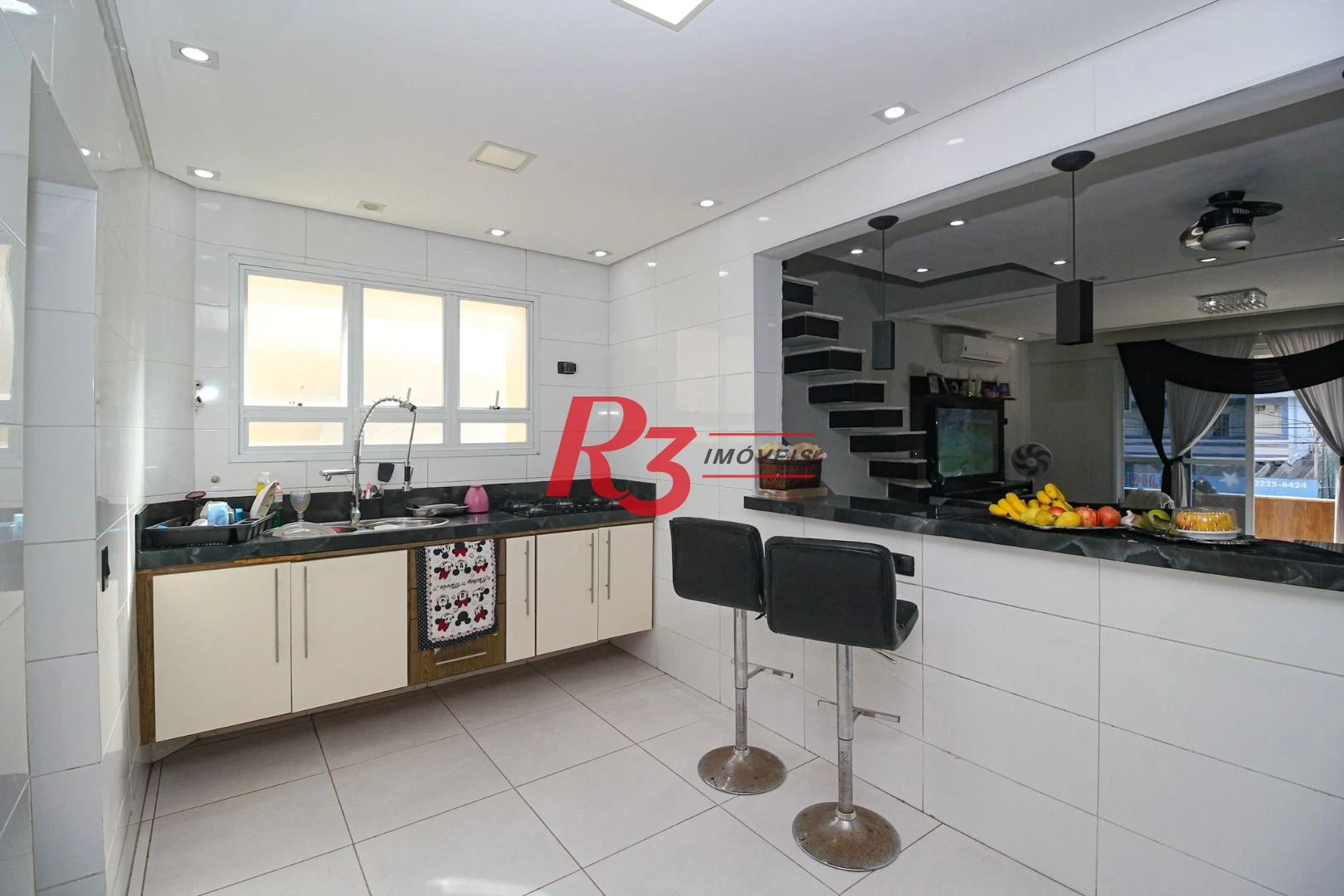 Casa com 5 dormitórios à venda, 367 m² por R$ 1.810.000,00 - Marapé - Santos/SP