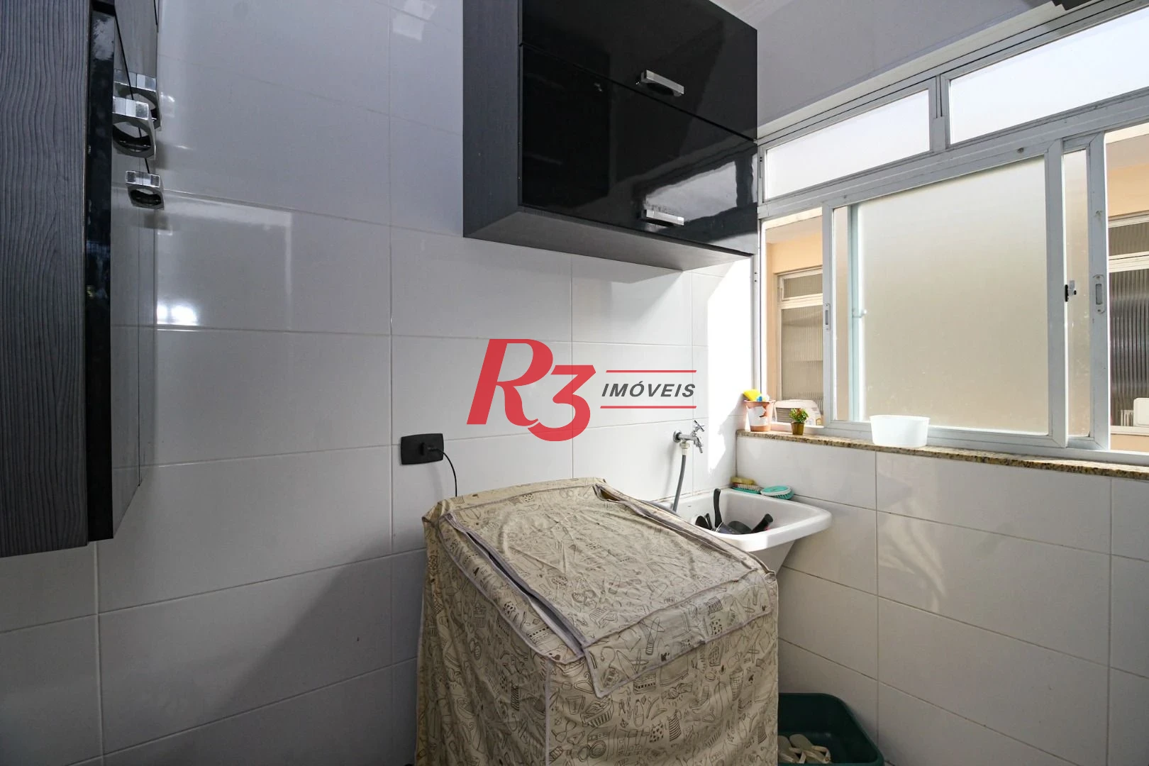 Casa com 5 dormitórios à venda, 367 m² por R$ 1.810.000,00 - Marapé - Santos/SP