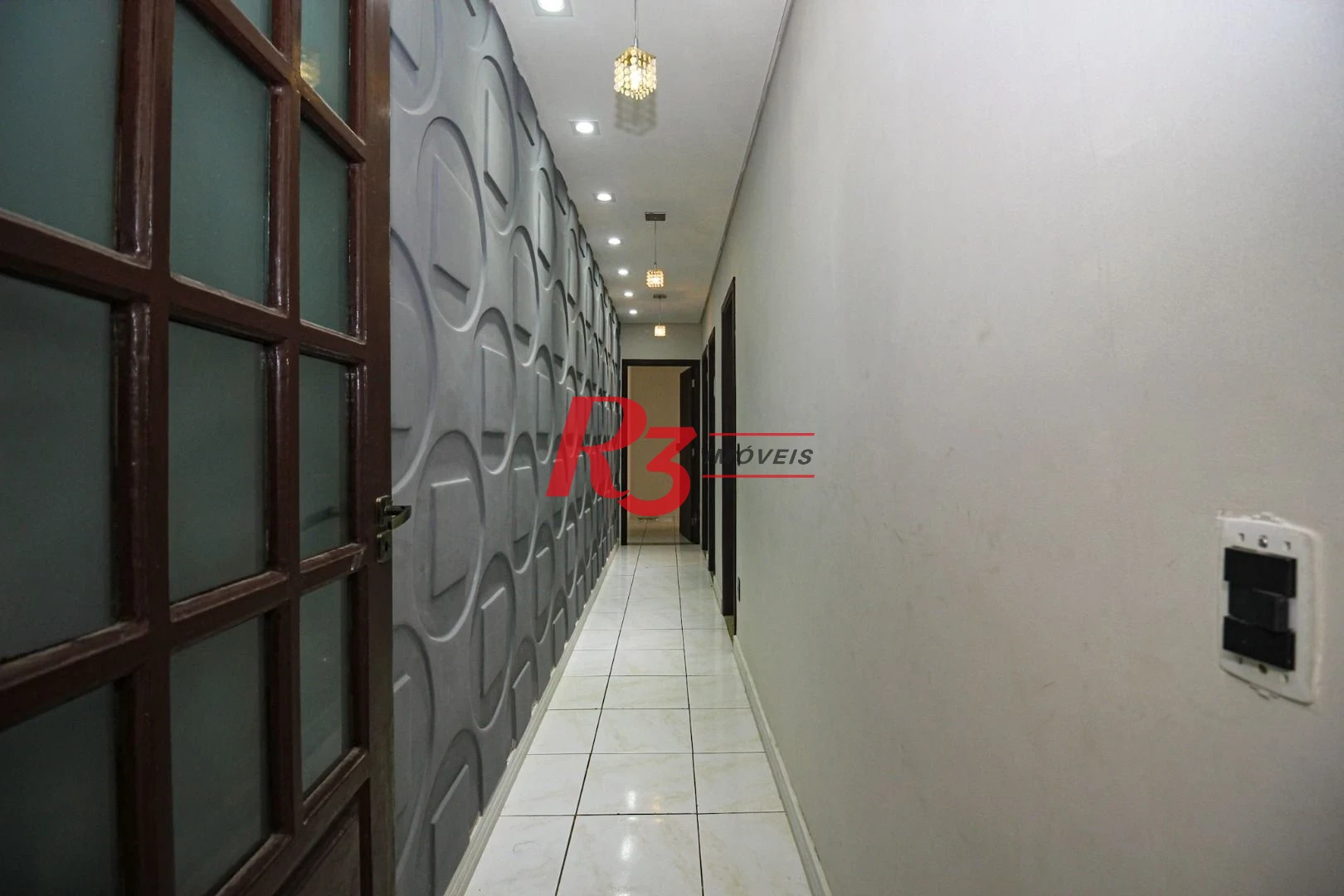 Casa com 5 dormitórios à venda, 367 m² por R$ 1.810.000,00 - Marapé - Santos/SP