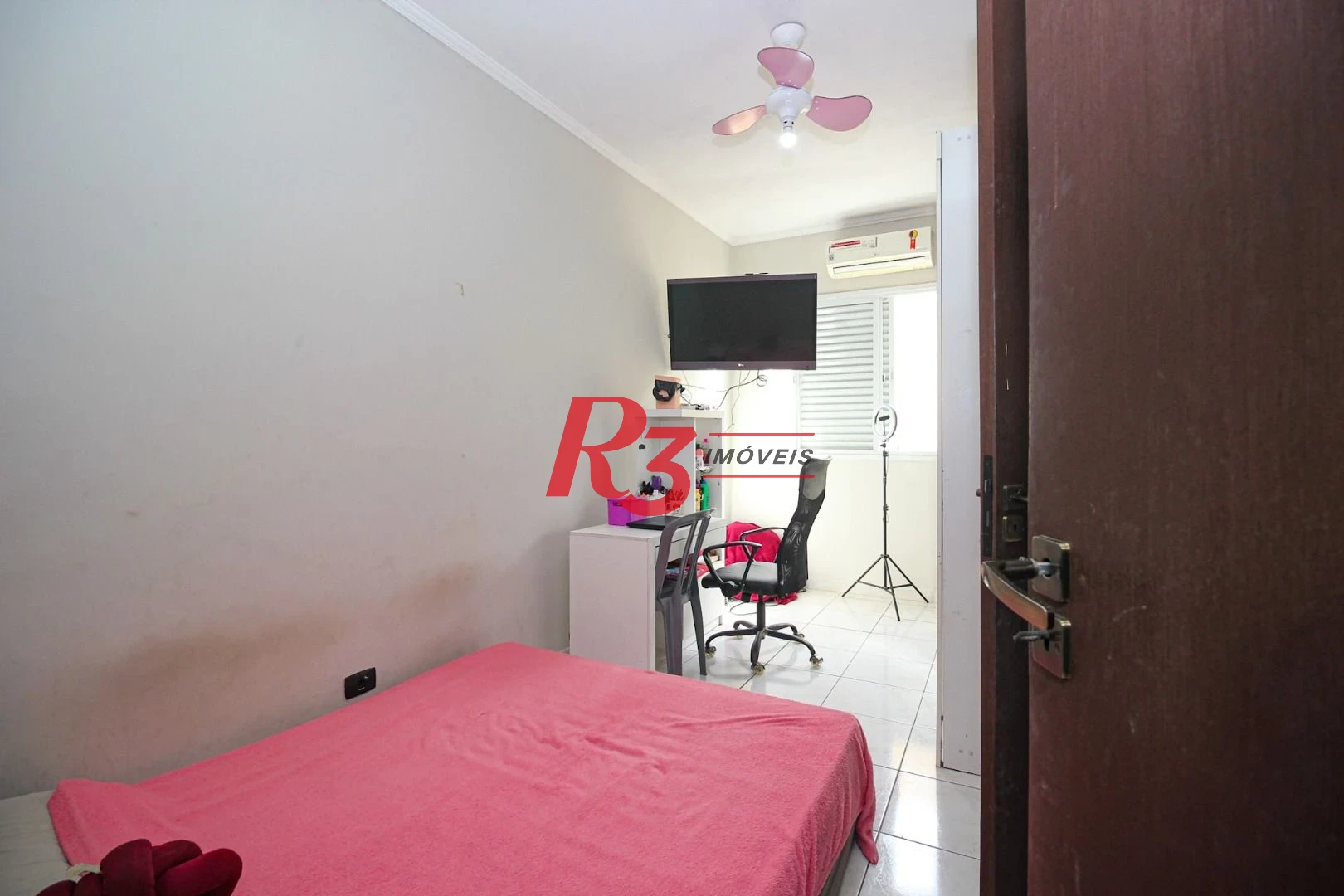 Casa com 5 dormitórios à venda, 367 m² por R$ 1.810.000,00 - Marapé - Santos/SP