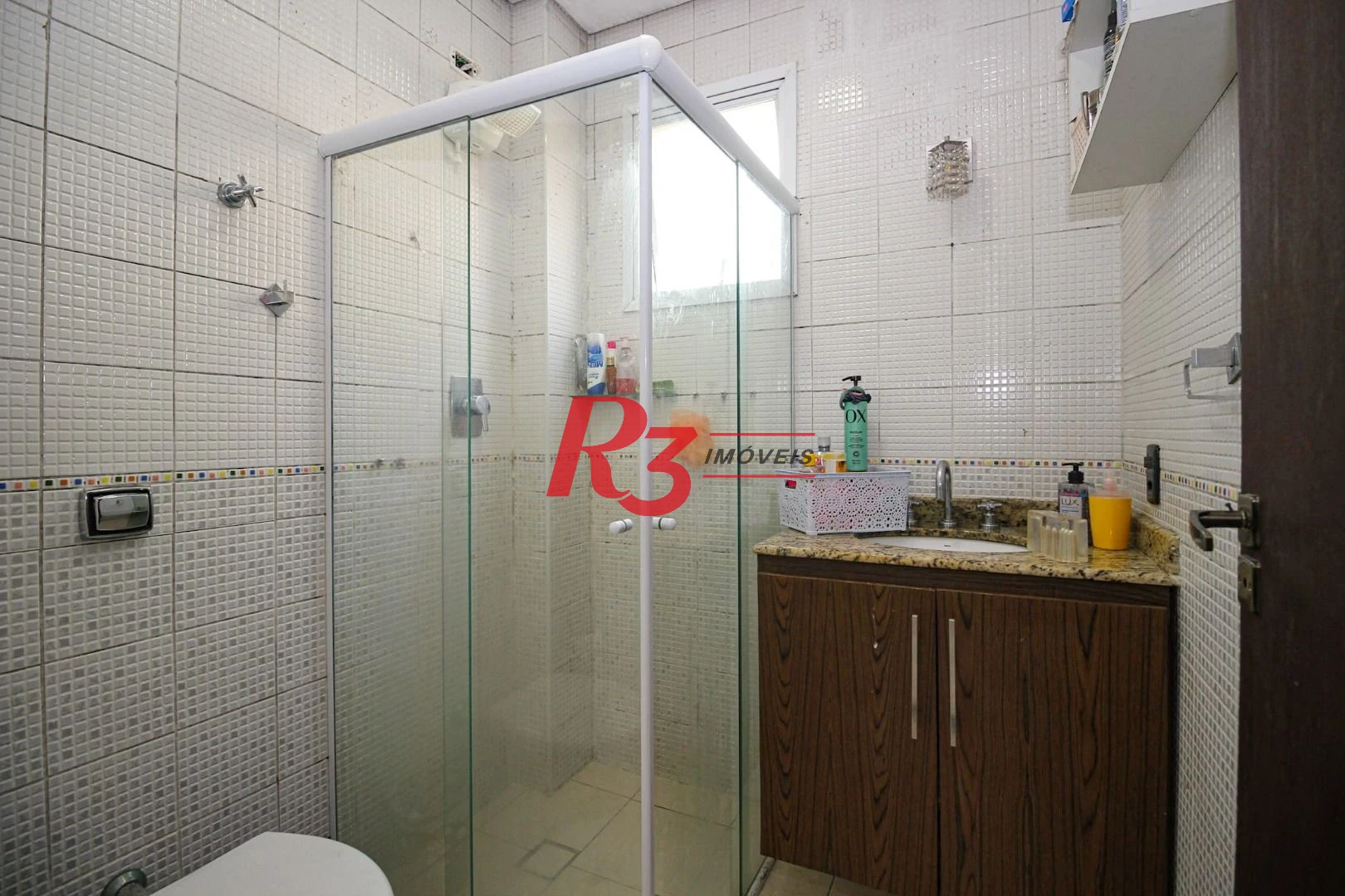 Casa com 5 dormitórios à venda, 367 m² por R$ 1.810.000,00 - Marapé - Santos/SP