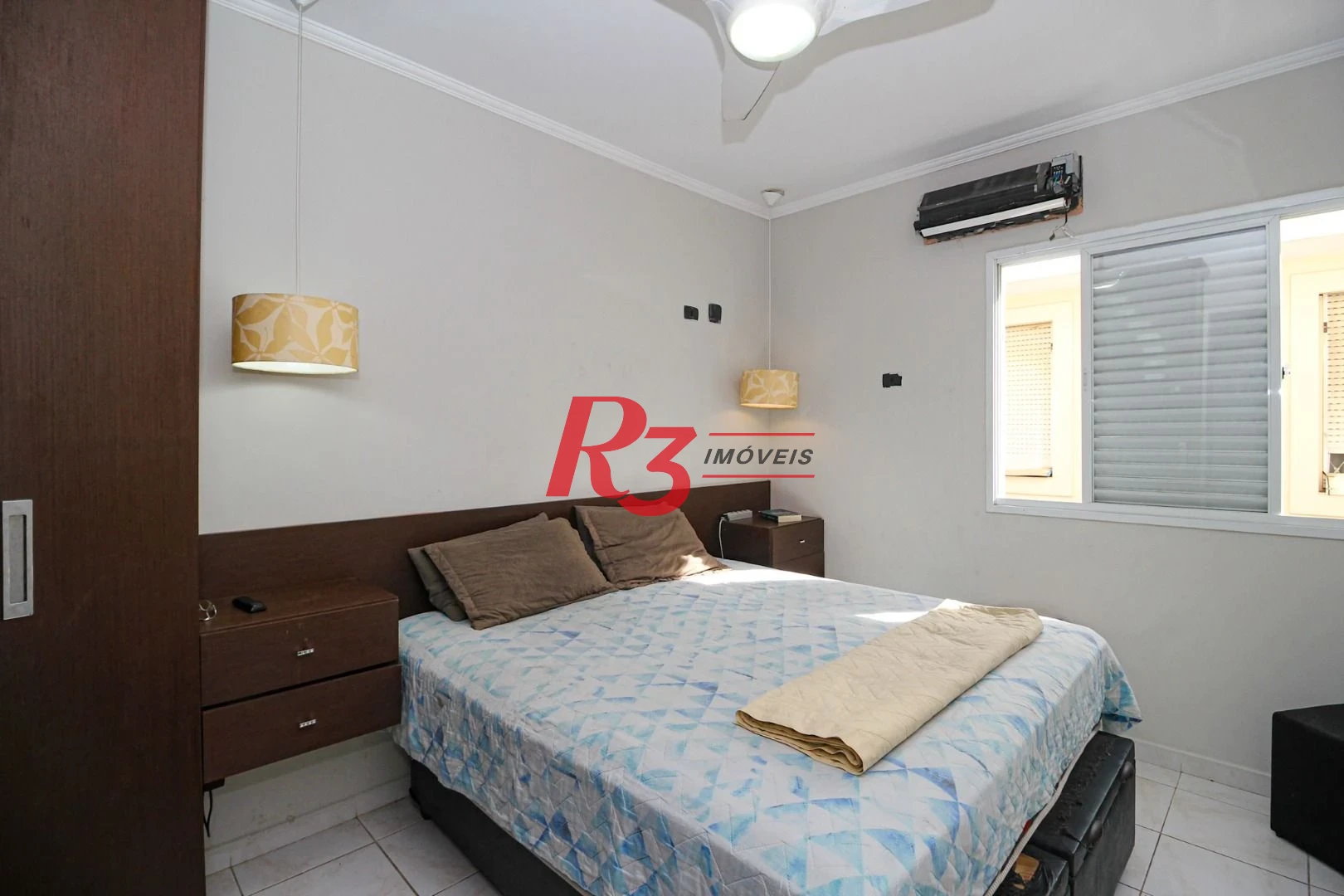 Casa com 5 dormitórios à venda, 367 m² por R$ 1.810.000,00 - Marapé - Santos/SP
