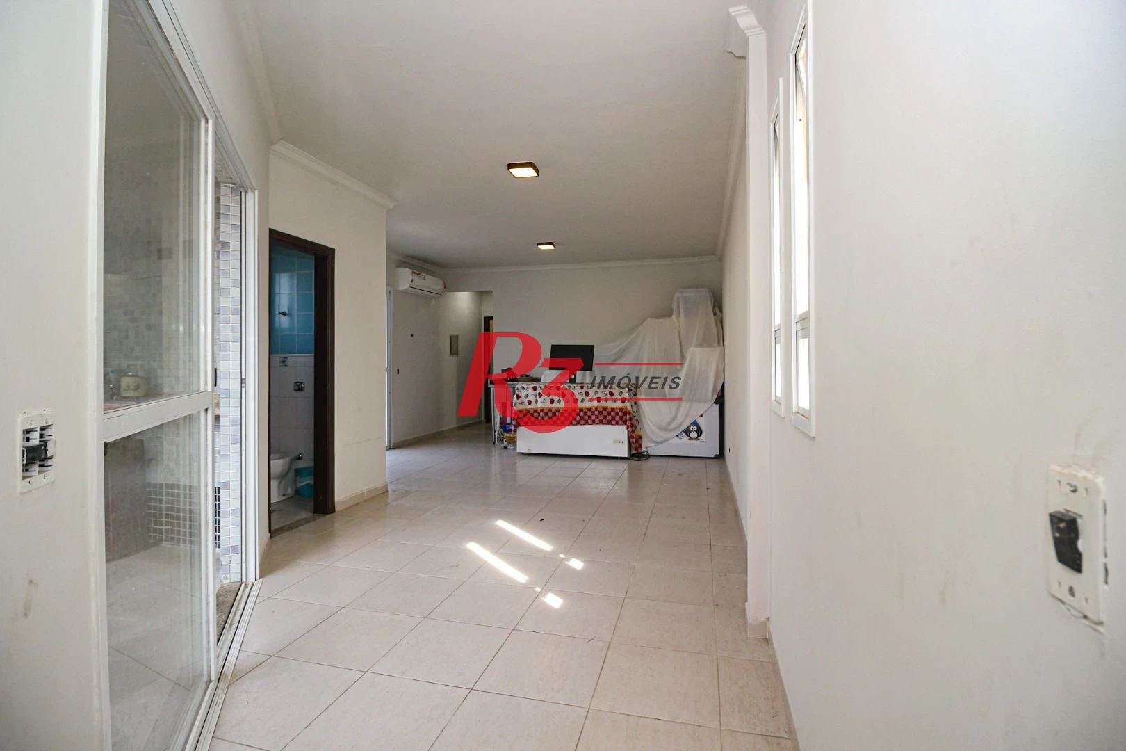 Casa com 5 dormitórios à venda, 367 m² por R$ 1.810.000,00 - Marapé - Santos/SP
