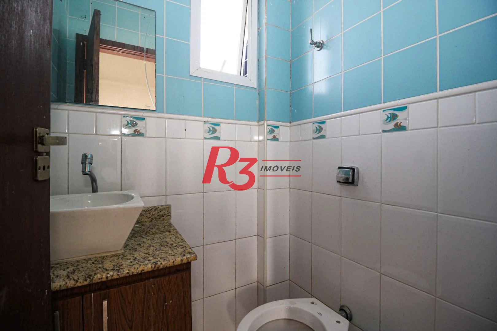 Casa com 5 dormitórios à venda, 367 m² por R$ 1.810.000,00 - Marapé - Santos/SP
