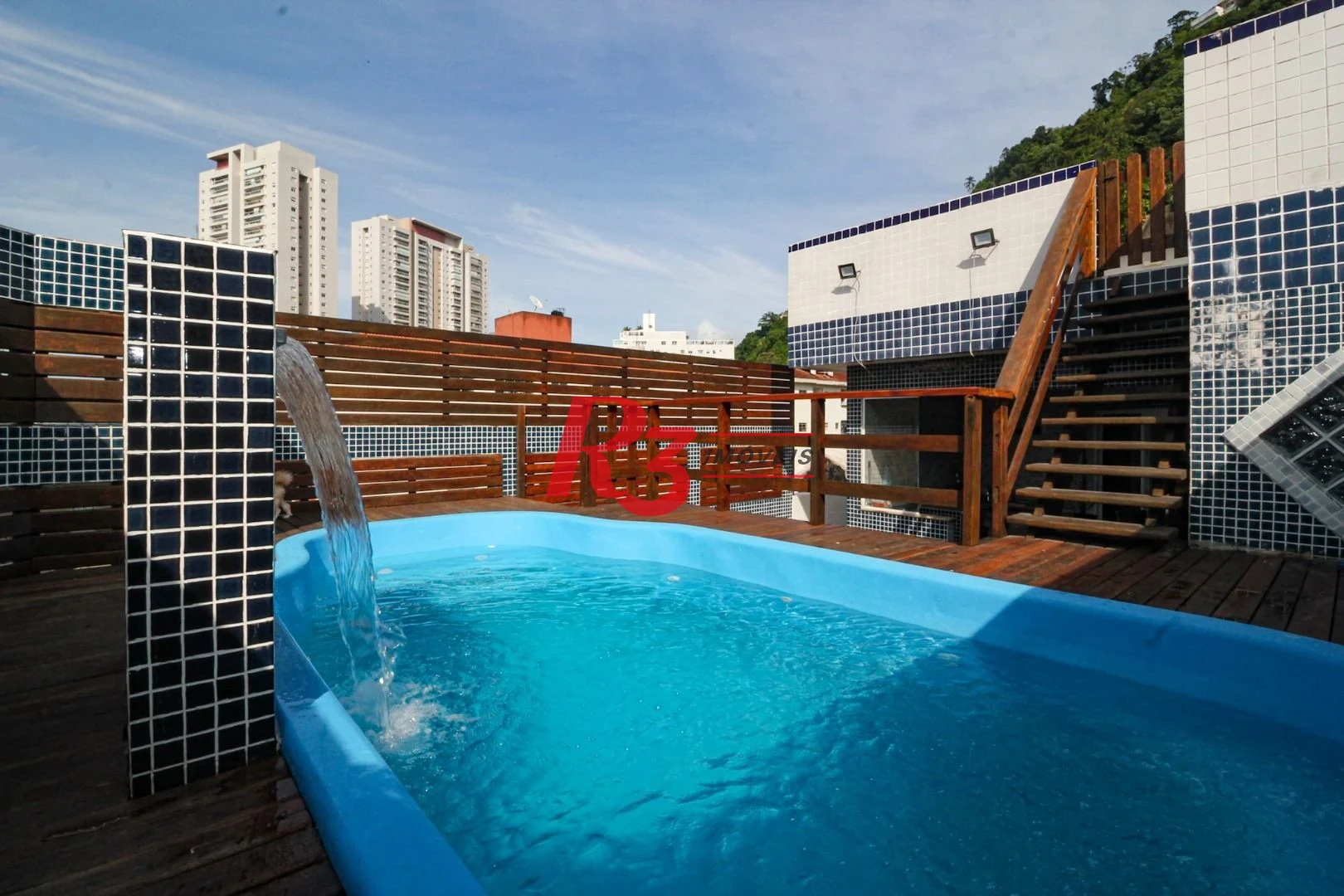 Casa com 5 dormitórios à venda, 367 m² por R$ 1.810.000,00 - Marapé - Santos/SP