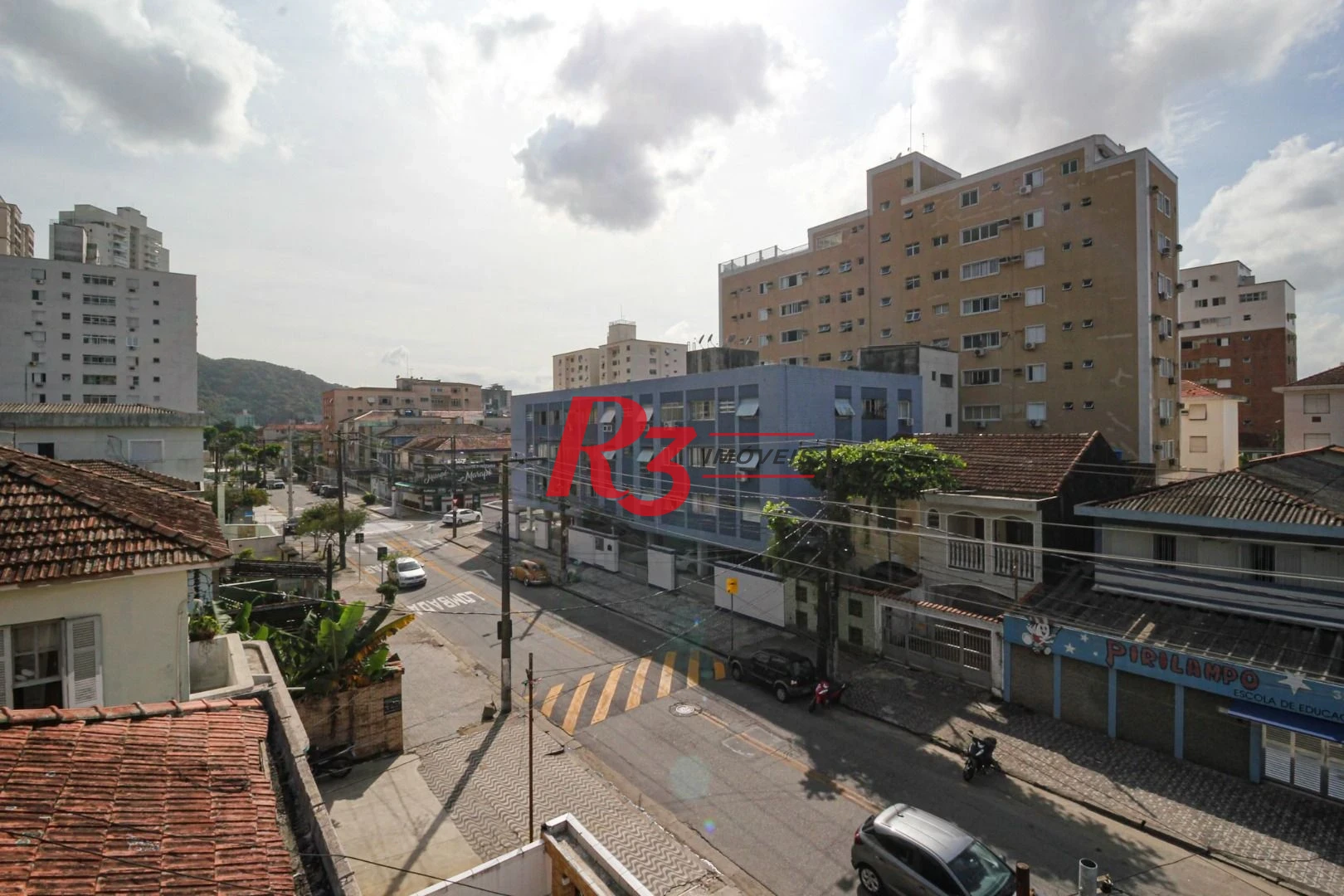 Casa com 5 dormitórios à venda, 367 m² por R$ 1.810.000,00 - Marapé - Santos/SP