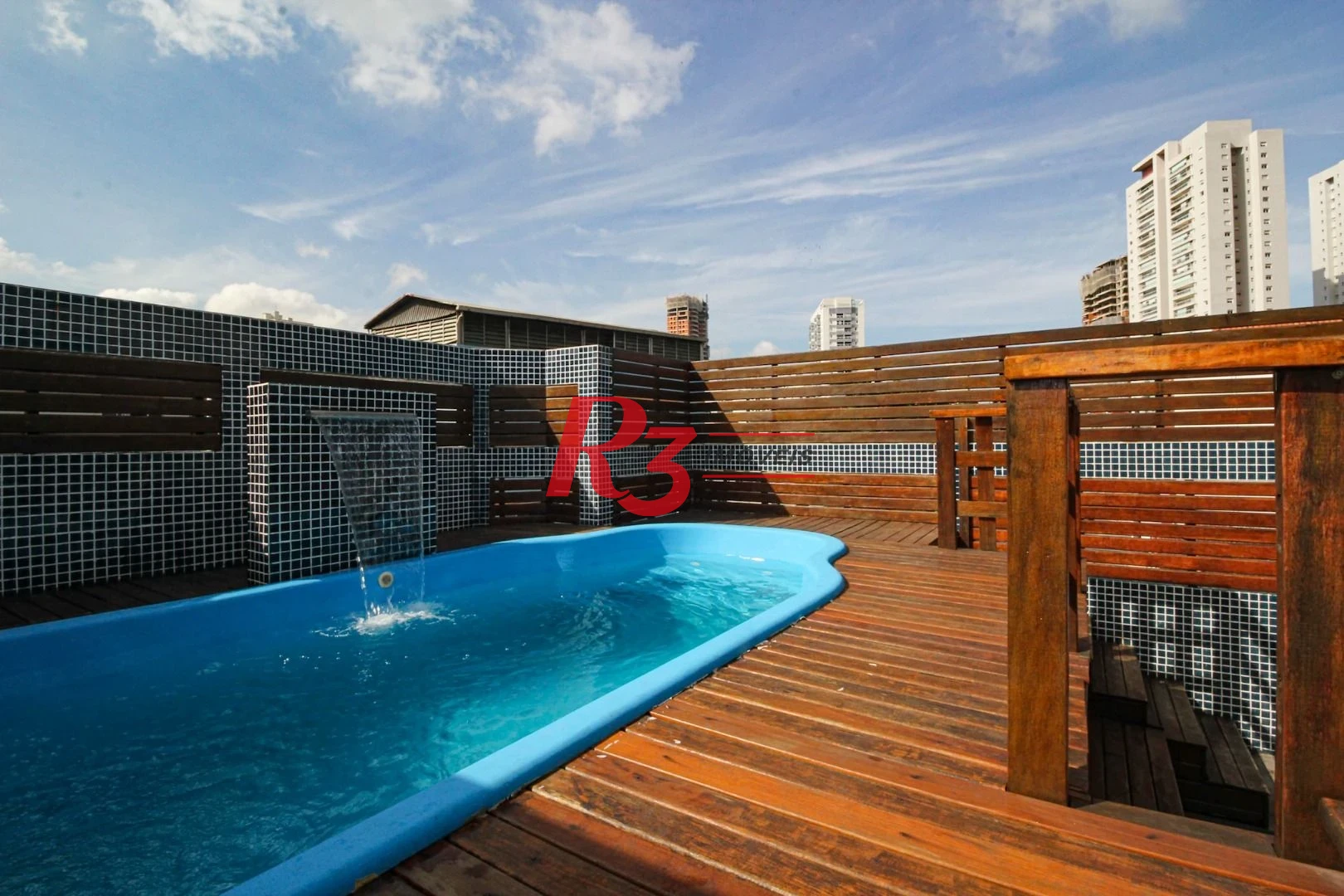 Casa com 5 dormitórios à venda, 367 m² por R$ 1.810.000,00 - Marapé - Santos/SP