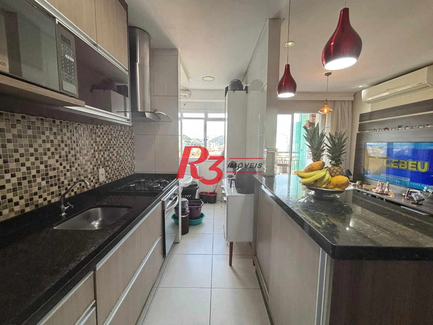 Apartamento com 2 dormitórios à venda, 64 m² por R$ 650.000,00 - Marapé - Santos/SP