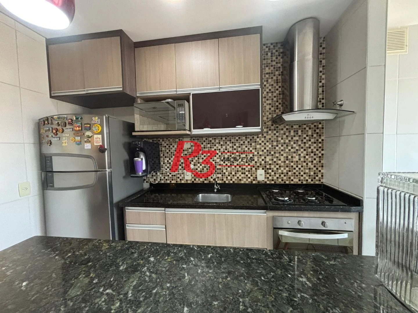 Apartamento com 2 dormitórios à venda, 64 m² por R$ 650.000,00 - Marapé - Santos/SP