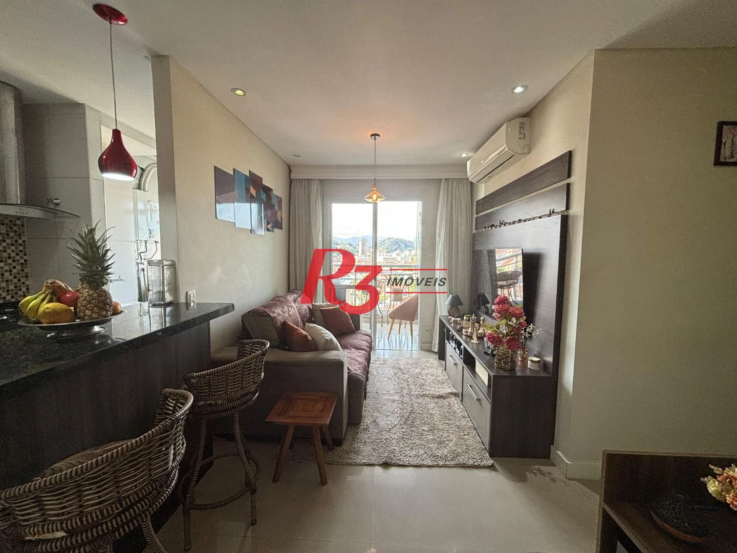 Apartamento com 2 dormitórios à venda, 64 m² por R$ 650.000,00 - Marapé - Santos/SP