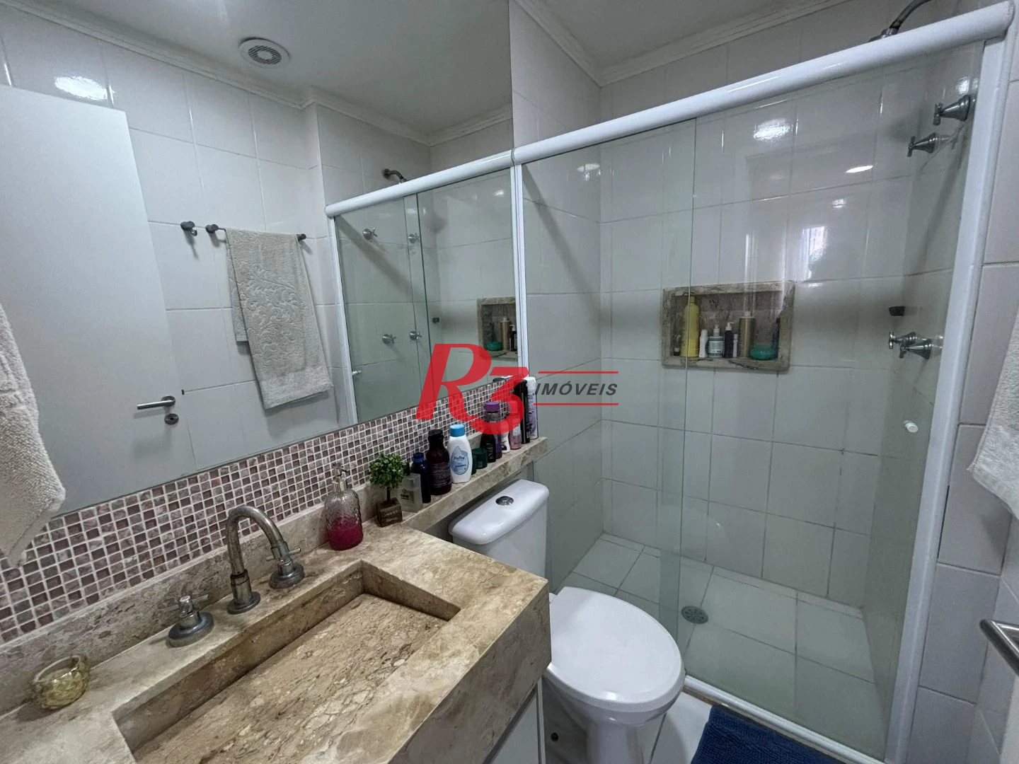 Apartamento com 2 dormitórios à venda, 64 m² por R$ 650.000,00 - Marapé - Santos/SP
