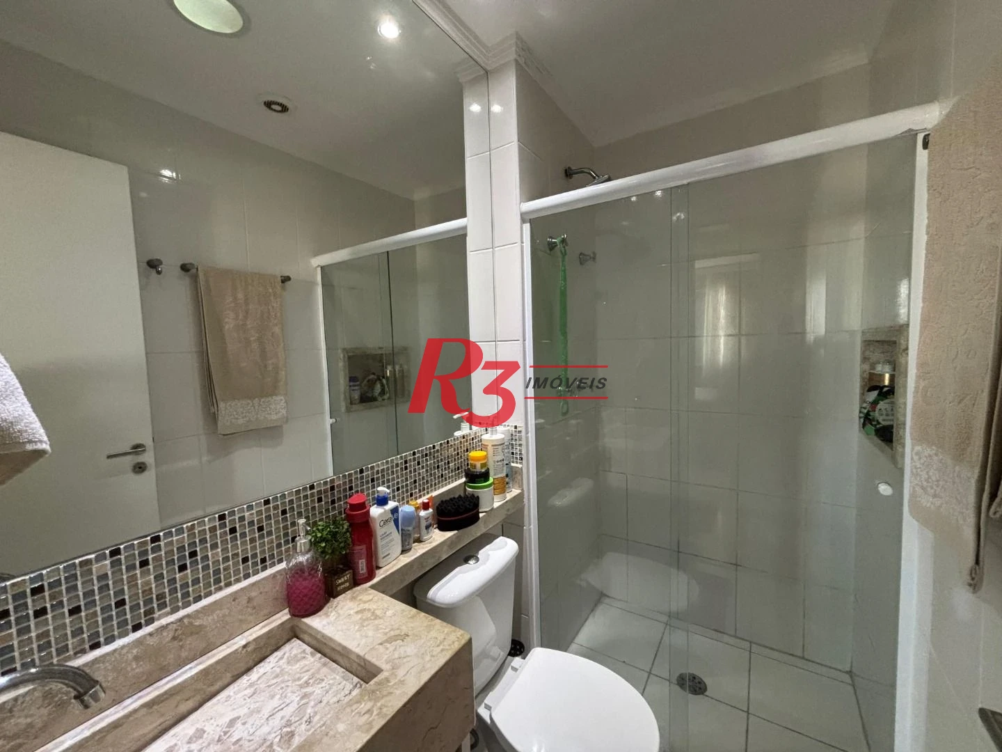 Apartamento com 2 dormitórios à venda, 64 m² por R$ 650.000,00 - Marapé - Santos/SP