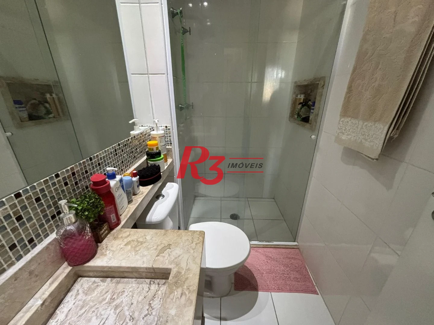 Apartamento com 2 dormitórios à venda, 64 m² por R$ 650.000,00 - Marapé - Santos/SP