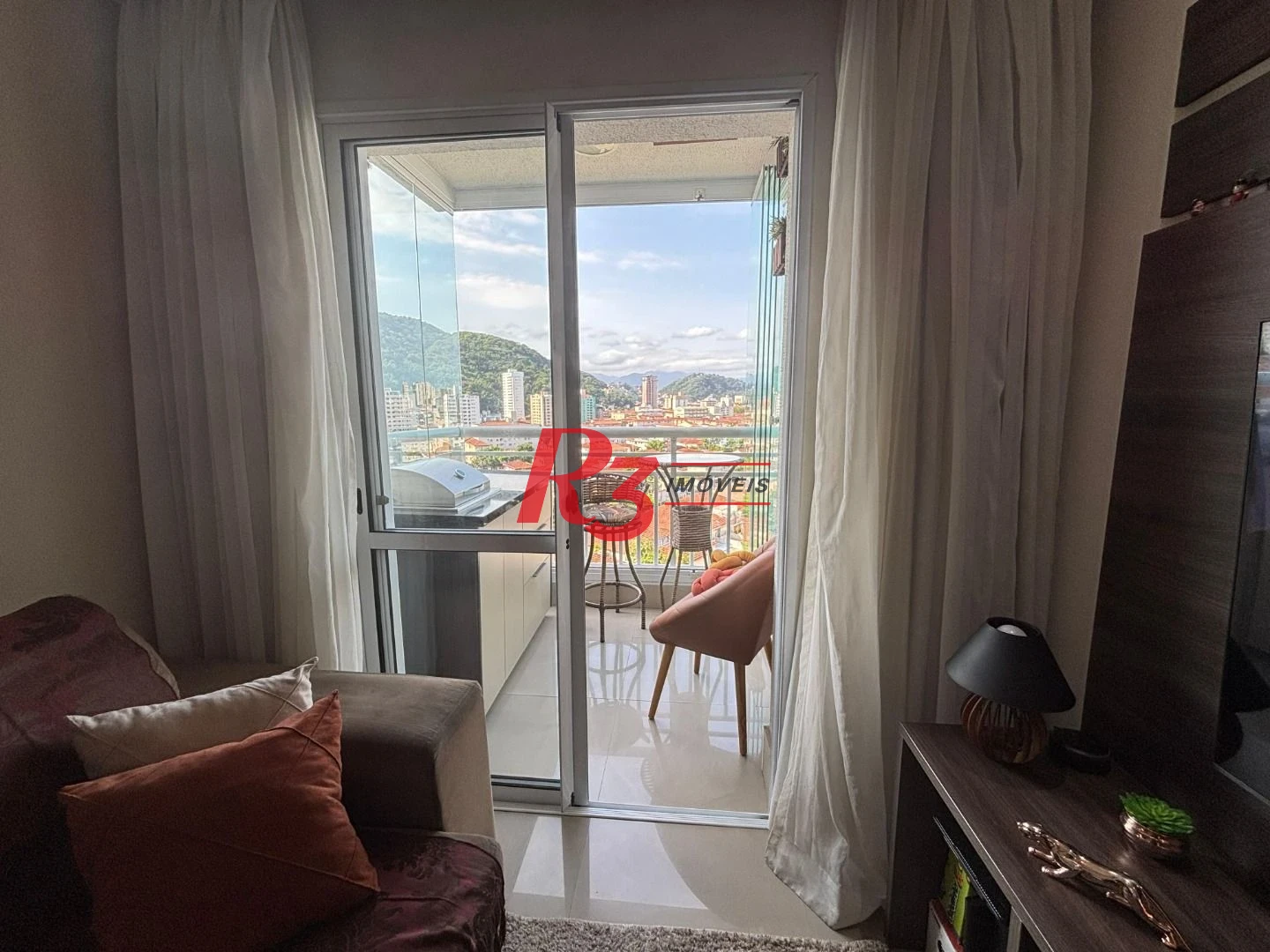 Apartamento com 2 dormitórios à venda, 64 m² por R$ 650.000,00 - Marapé - Santos/SP