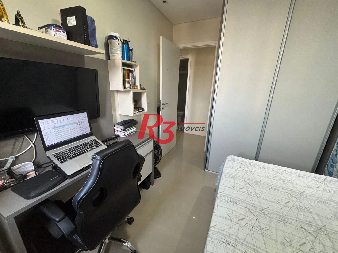Apartamento com 2 dormitórios à venda, 64 m² por R$ 650.000,00 - Marapé - Santos/SP
