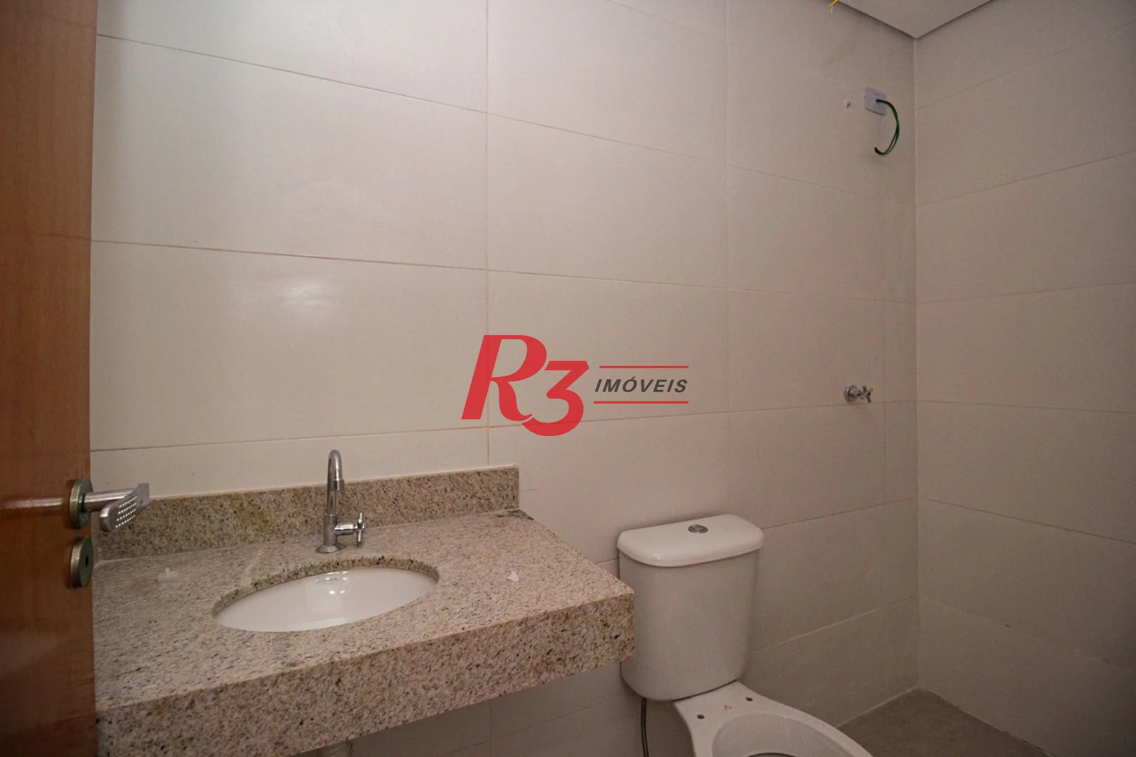 Apartamento com 2 dormitórios à venda, 59 m² por R$ 510.000,00 - Marapé - Santos/SP