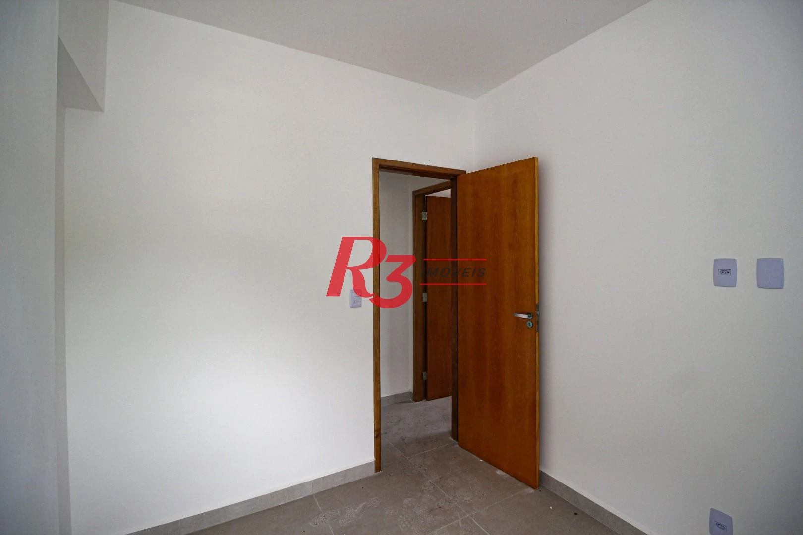 Apartamento com 2 dormitórios à venda, 59 m² por R$ 510.000,00 - Marapé - Santos/SP
