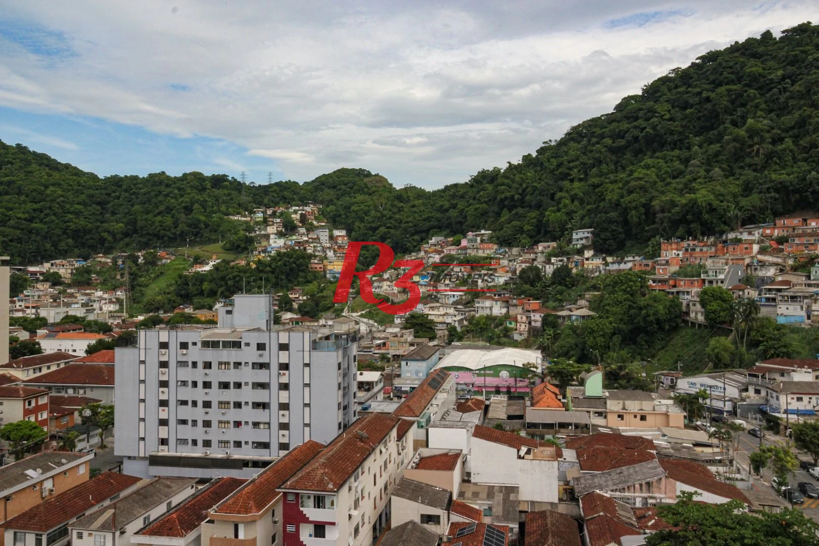 Apartamento com 2 dormitórios à venda, 59 m² por R$ 510.000,00 - Marapé - Santos/SP