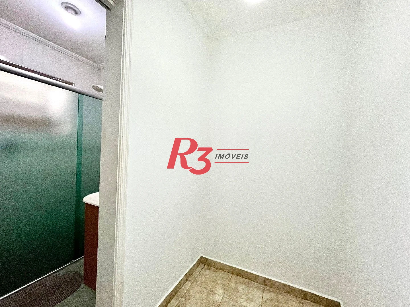 Casa com 3 dormitórios à venda, 233 m² por R$ 1.200.000,00 - Campo Grande - Santos/SP