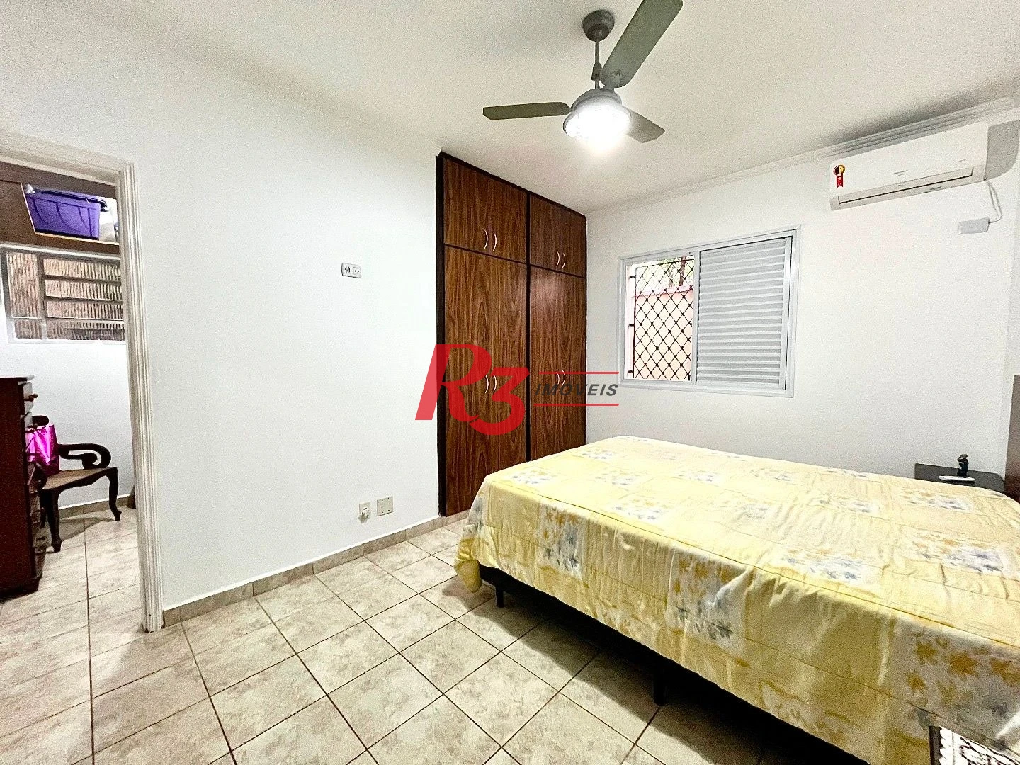 Casa com 3 dormitórios à venda, 233 m² por R$ 1.200.000,00 - Campo Grande - Santos/SP