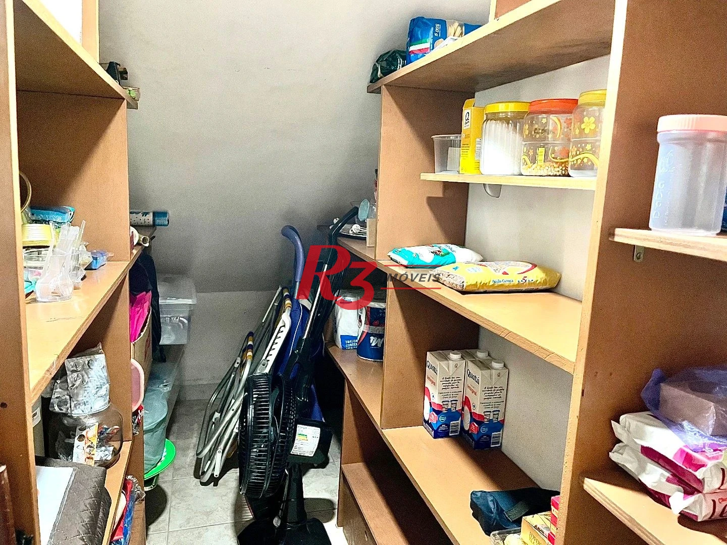 Casa com 3 dormitórios à venda, 233 m² por R$ 1.200.000,00 - Campo Grande - Santos/SP