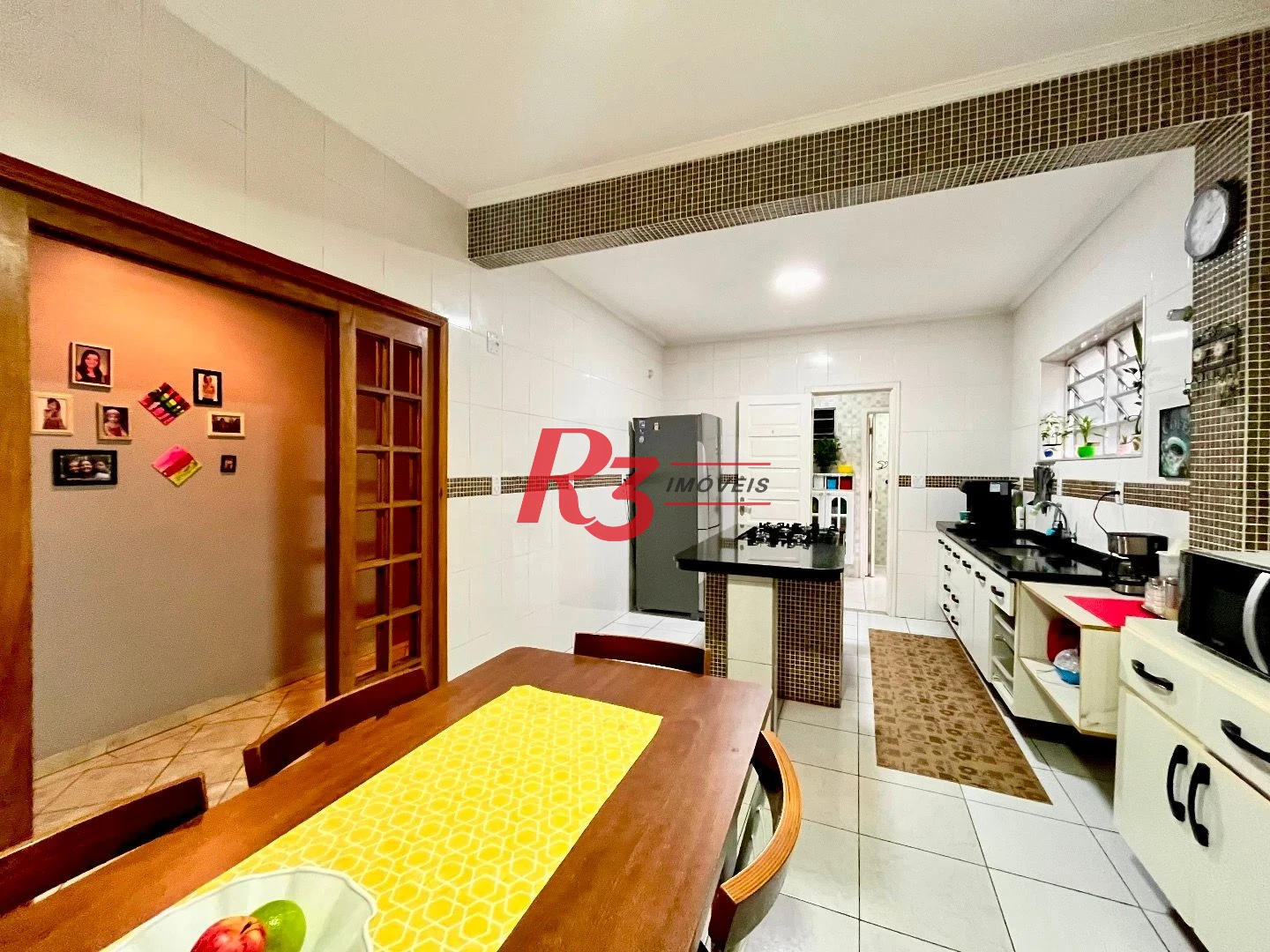 Casa com 3 dormitórios à venda, 233 m² por R$ 1.200.000,00 - Campo Grande - Santos/SP