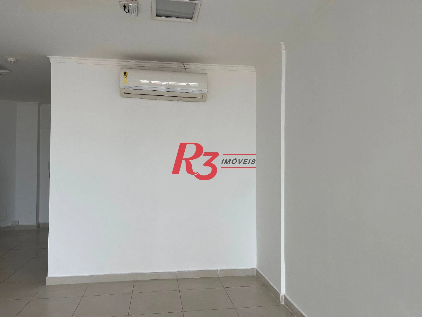 Sala para alugar, 55 m² por R$ 3.000,00/mês - Centro - Santos/SP