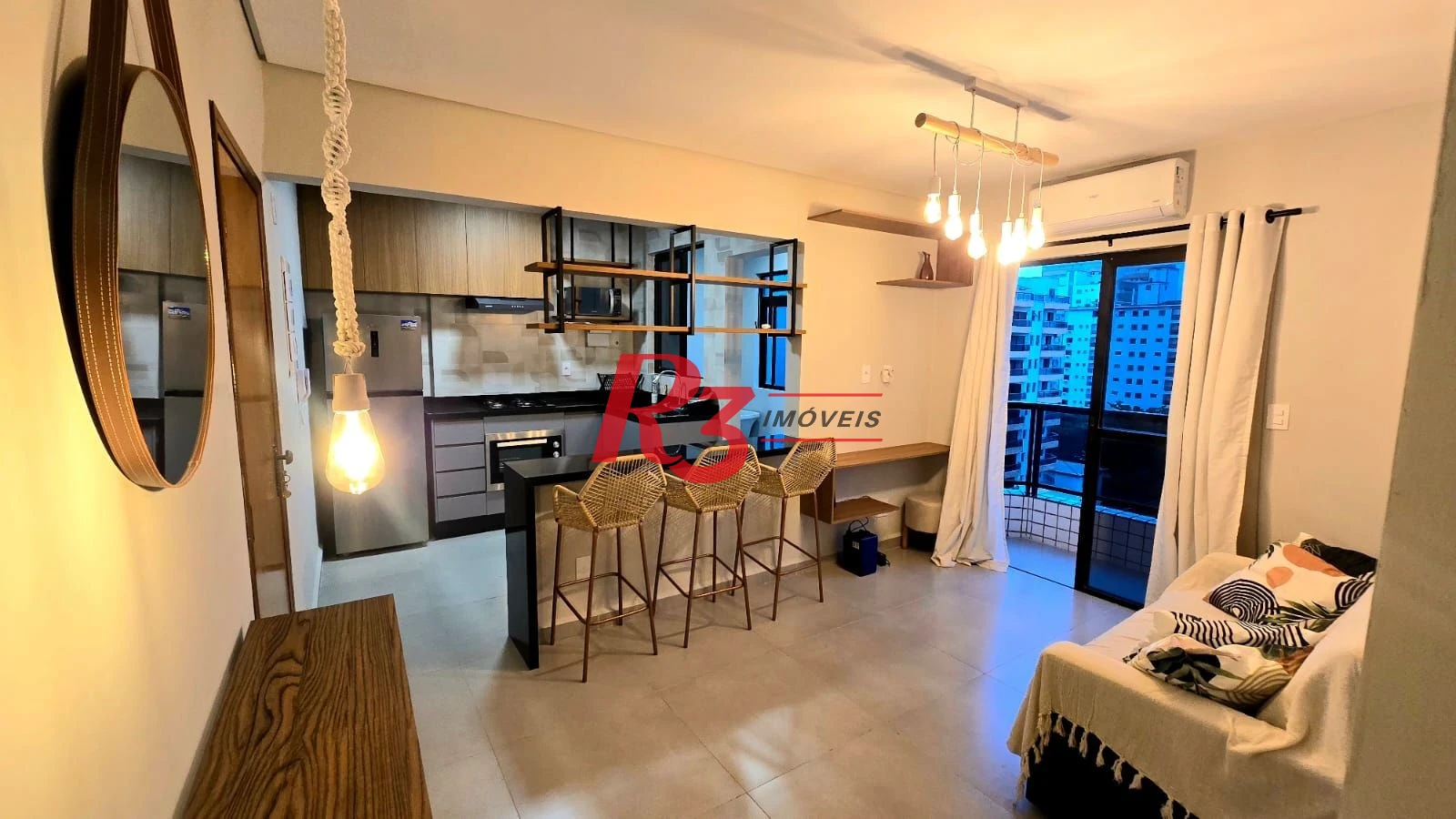 Apartamento com 1 dormitório à venda, 50 m² por R$ 500.000,00 - Vila Guilhermina - Praia Grande/SP