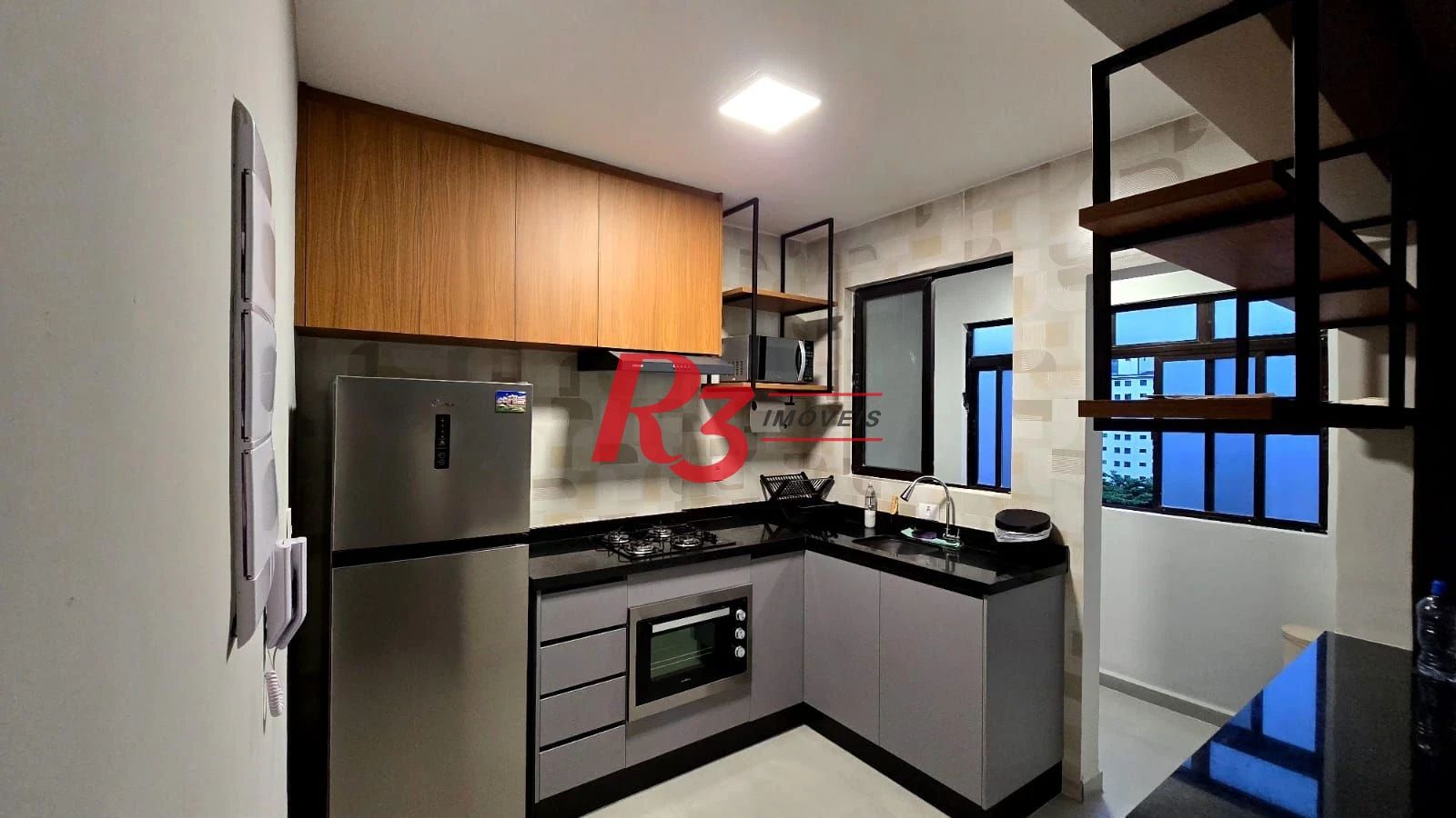 Apartamento com 1 dormitório à venda, 50 m² por R$ 500.000,00 - Vila Guilhermina - Praia Grande/SP