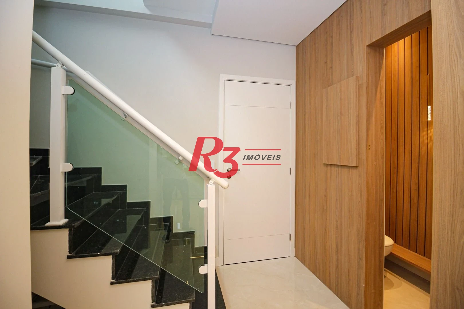 Cobertura com 3 suítes à venda, 166 m² por R$ 4.500.000 - Embaré - Santos/SP