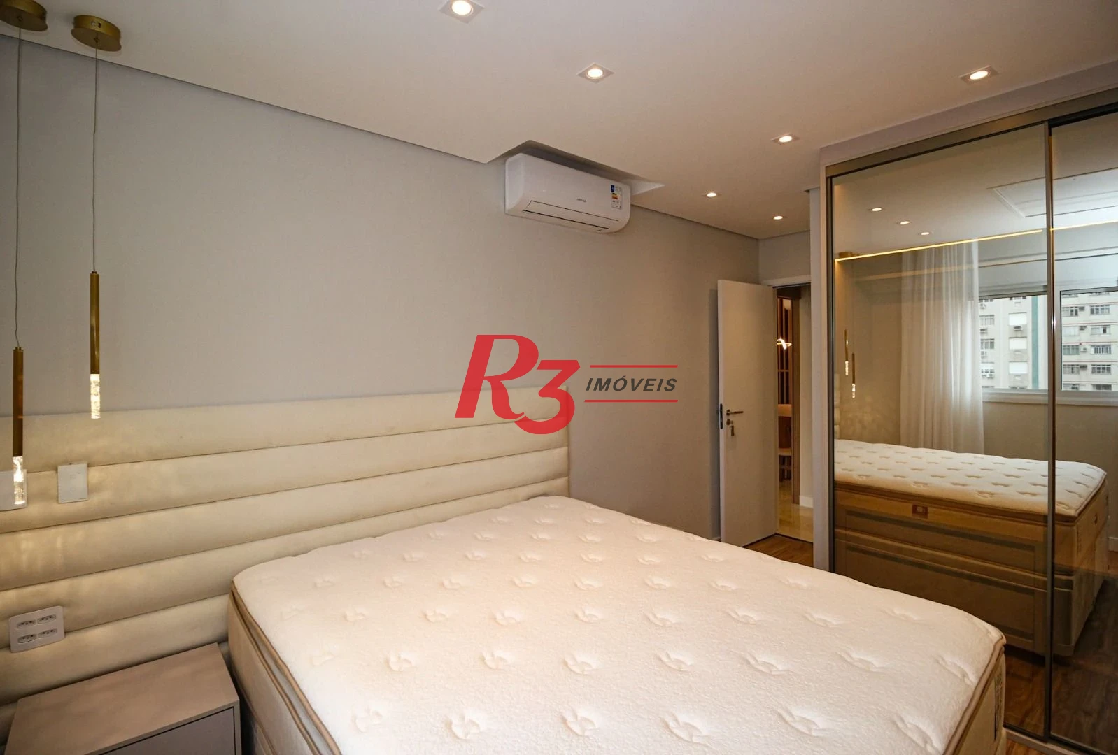 Cobertura com 3 suítes à venda, 166 m² por R$ 4.500.000 - Embaré - Santos/SP