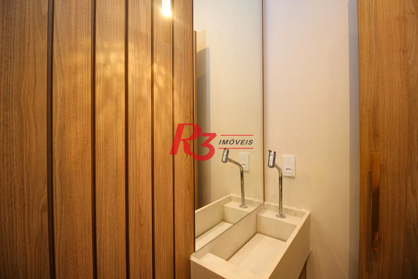 Cobertura com 3 suítes à venda, 166 m² por R$ 4.500.000 - Embaré - Santos/SP