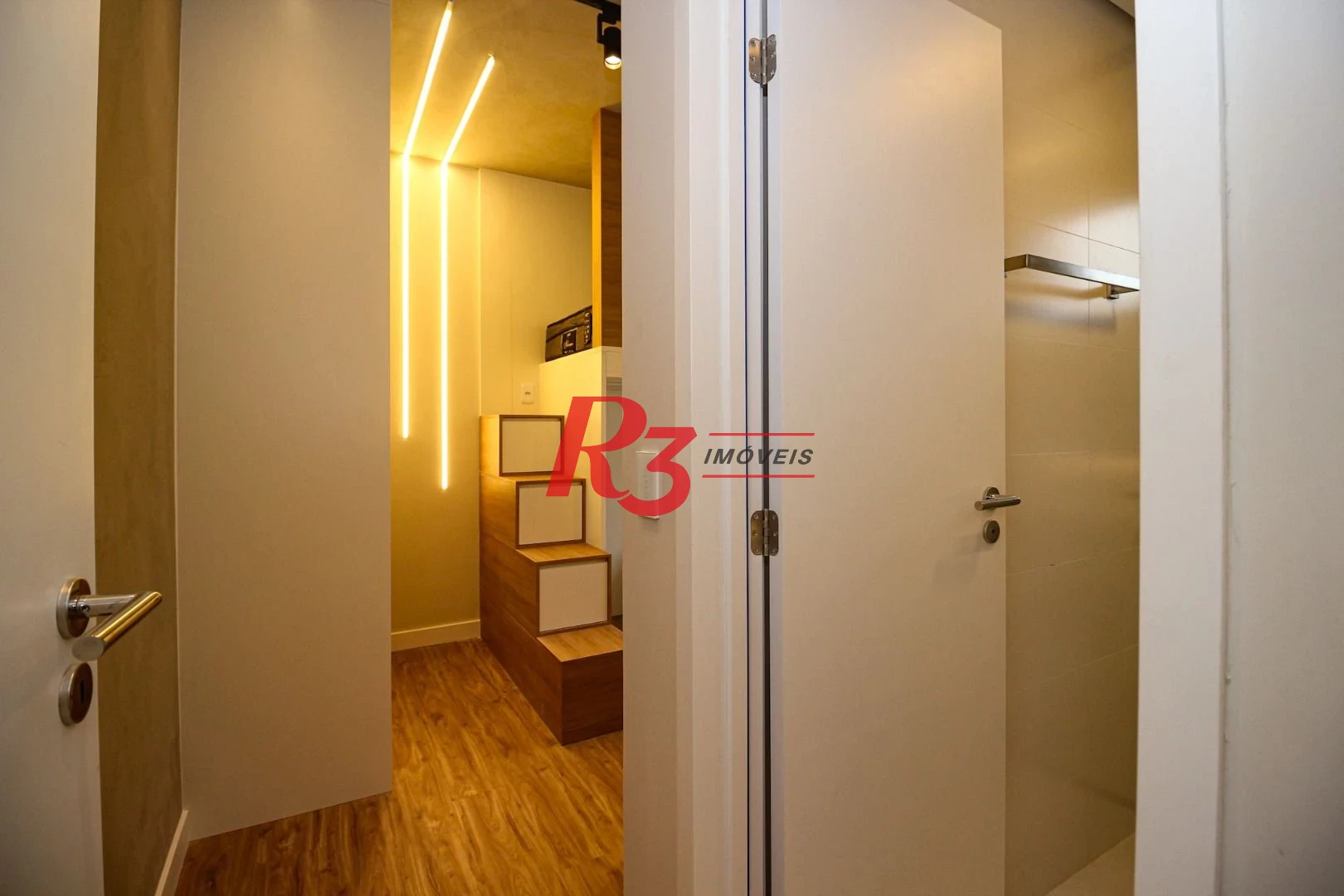 Cobertura com 3 suítes à venda, 166 m² por R$ 4.500.000 - Embaré - Santos/SP