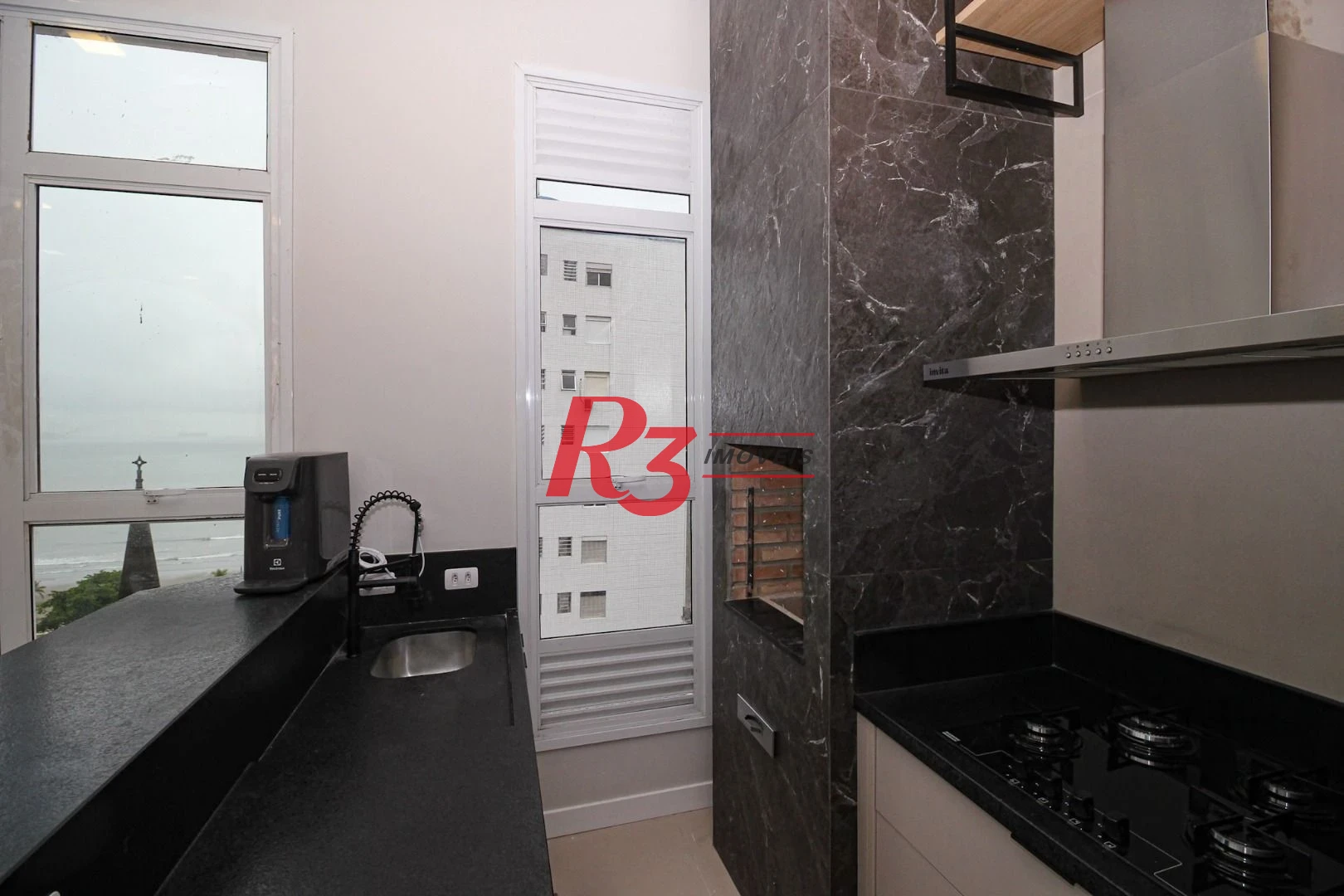 Cobertura com 3 suítes à venda, 166 m² por R$ 4.500.000 - Embaré - Santos/SP
