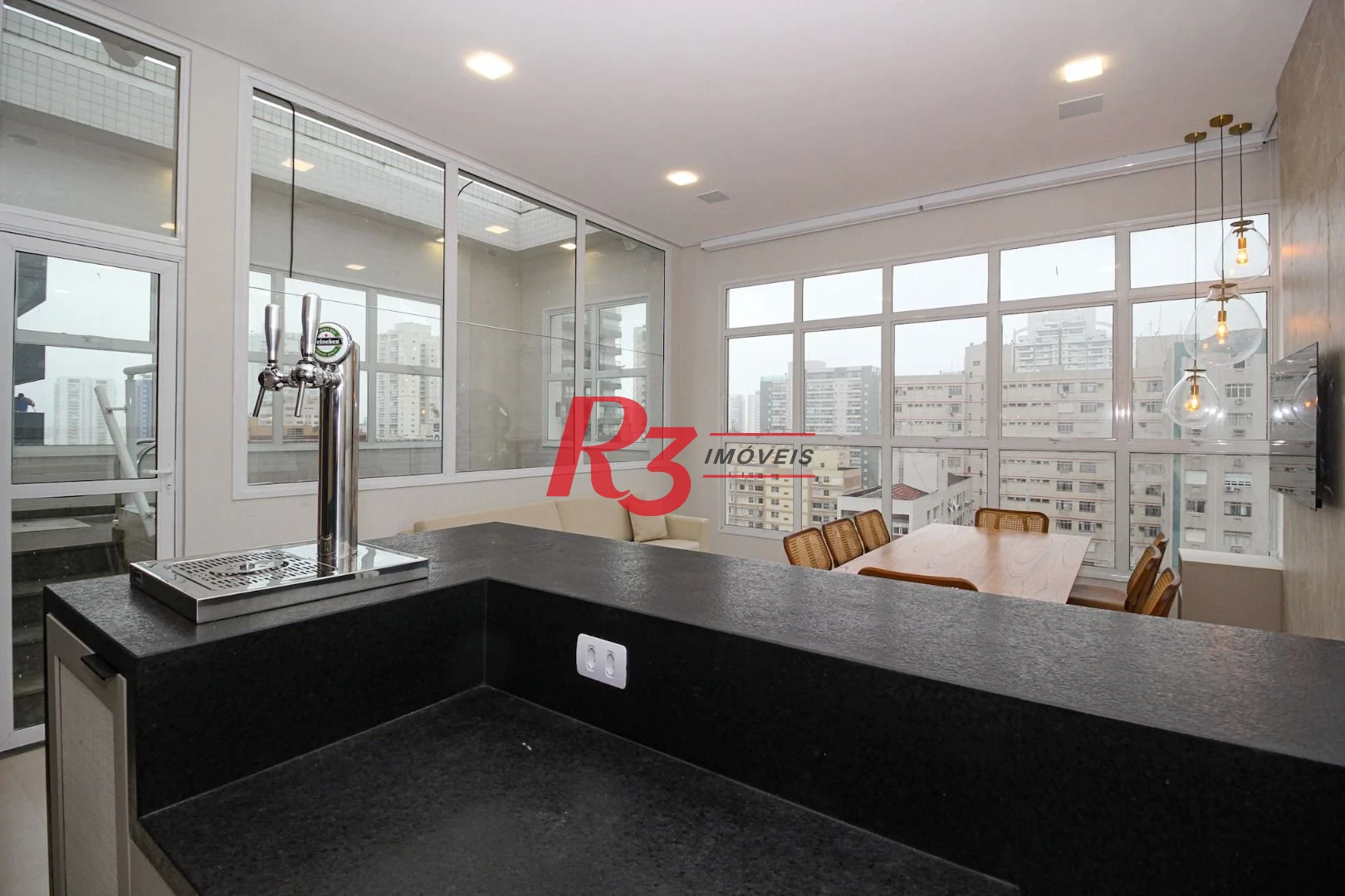 Cobertura com 3 suítes à venda, 166 m² por R$ 4.500.000 - Embaré - Santos/SP