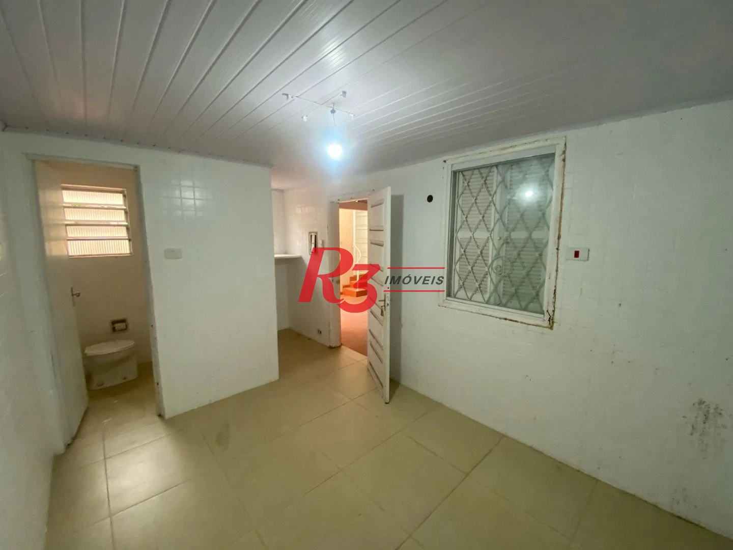 Sobrado com 4 dormitórios à venda, 249 m² por R$ 1.600.000,00 - Boqueirão - Santos/SP
