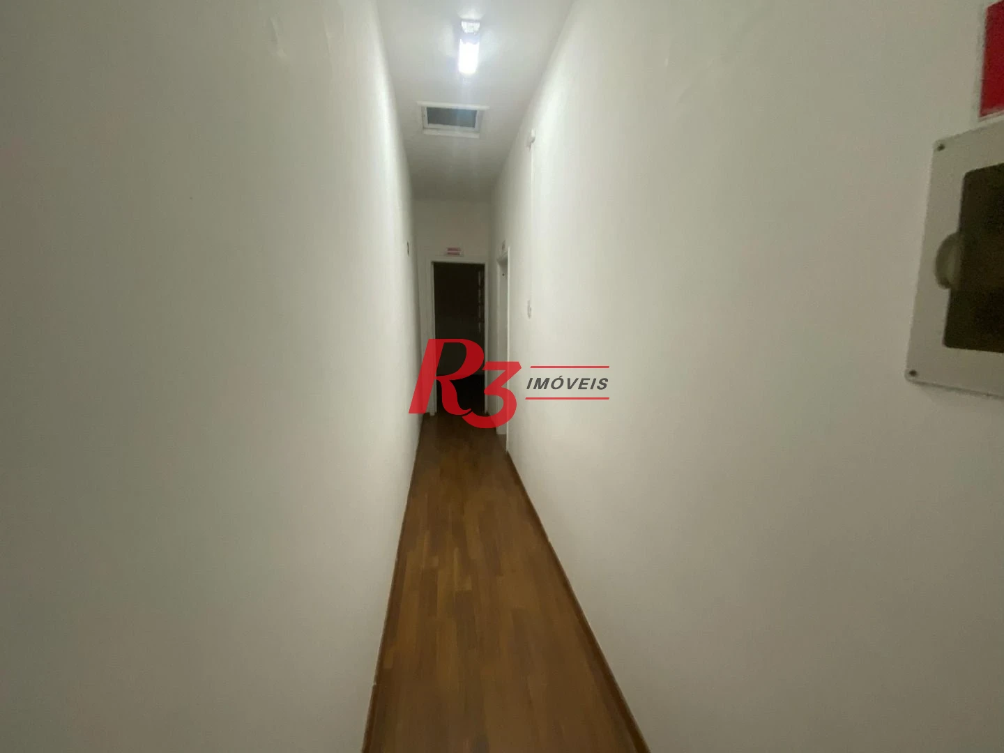 Sobrado com 4 dormitórios à venda, 249 m² por R$ 1.600.000,00 - Boqueirão - Santos/SP