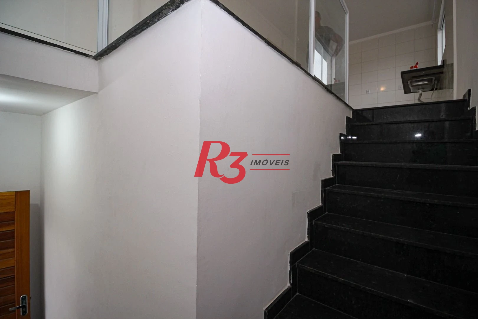 Casa com 2 dormitórios à venda, 90 m² por R$ 375.000,00 - Castelo - Santos/SP
