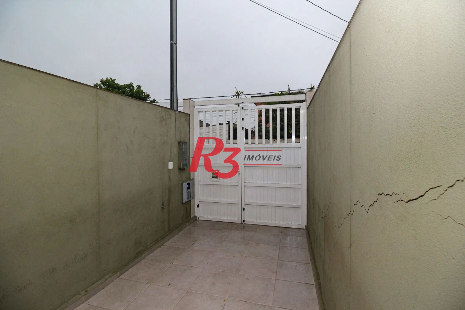 Casa com 2 dormitórios à venda, 90 m² por R$ 375.000,00 - Castelo - Santos/SP