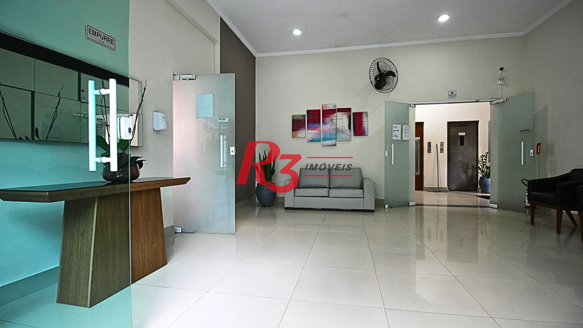 Kitnet, 28 m² - venda por R$ 300.000,00 ou aluguel por R$ 3.000,00/mês - Boqueirão - Santos/SP
