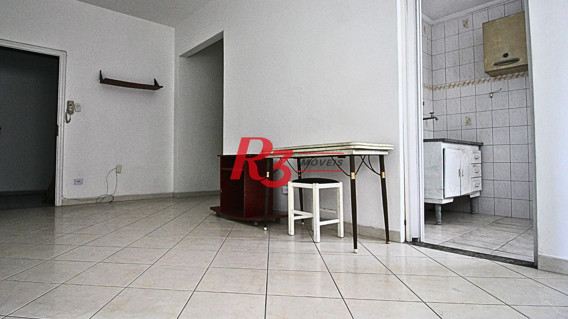 Kitnet, 28 m² - venda por R$ 300.000,00 ou aluguel por R$ 3.000,00/mês - Boqueirão - Santos/SP