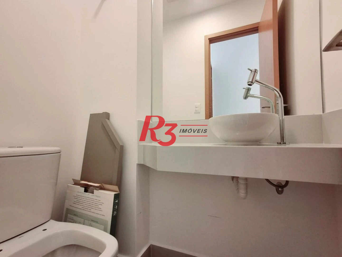 Apartamento para alugar, 94 m² por R$ 8.000,00/mês - Boqueirão - Santos/SP