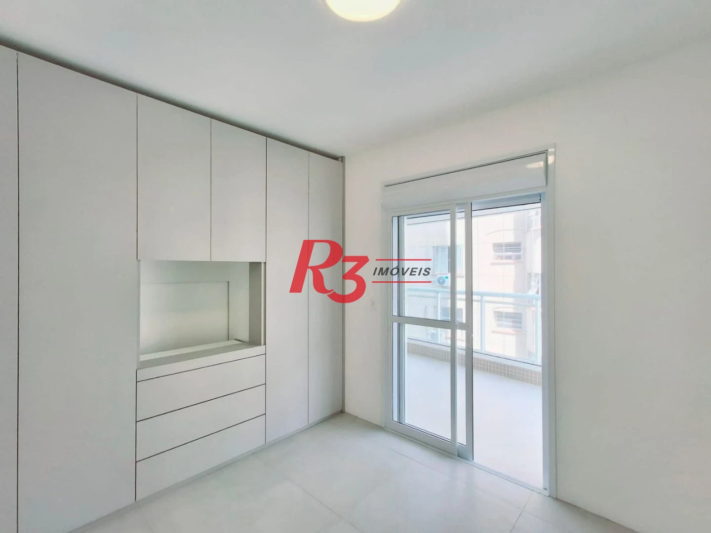 Apartamento para alugar, 94 m² por R$ 8.000,00/mês - Boqueirão - Santos/SP