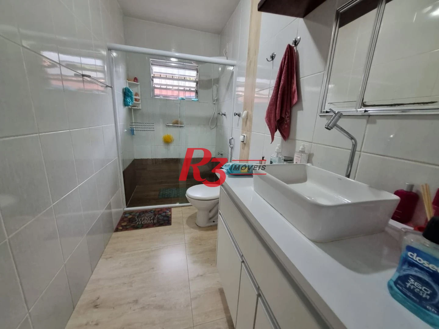 Excelente sobrado com 3 quartos e 3 vagas à venda no Parque Bitarú com condição imperdível!!