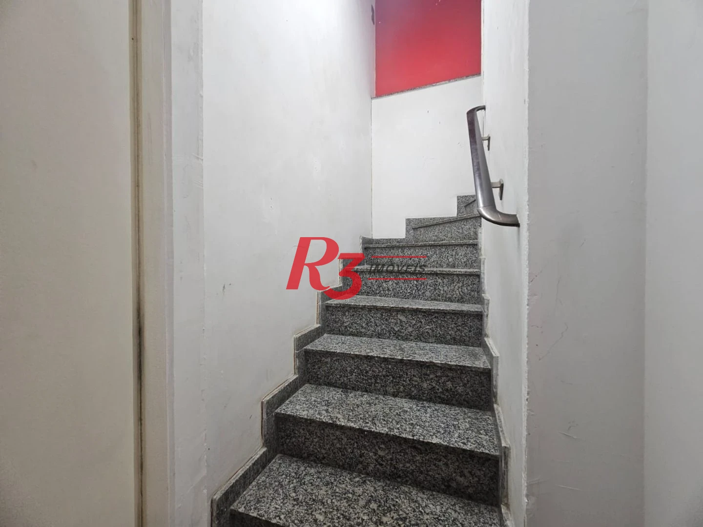 Loja Mezanino á venda frente Mar com 120m² Bairro Gonzaga