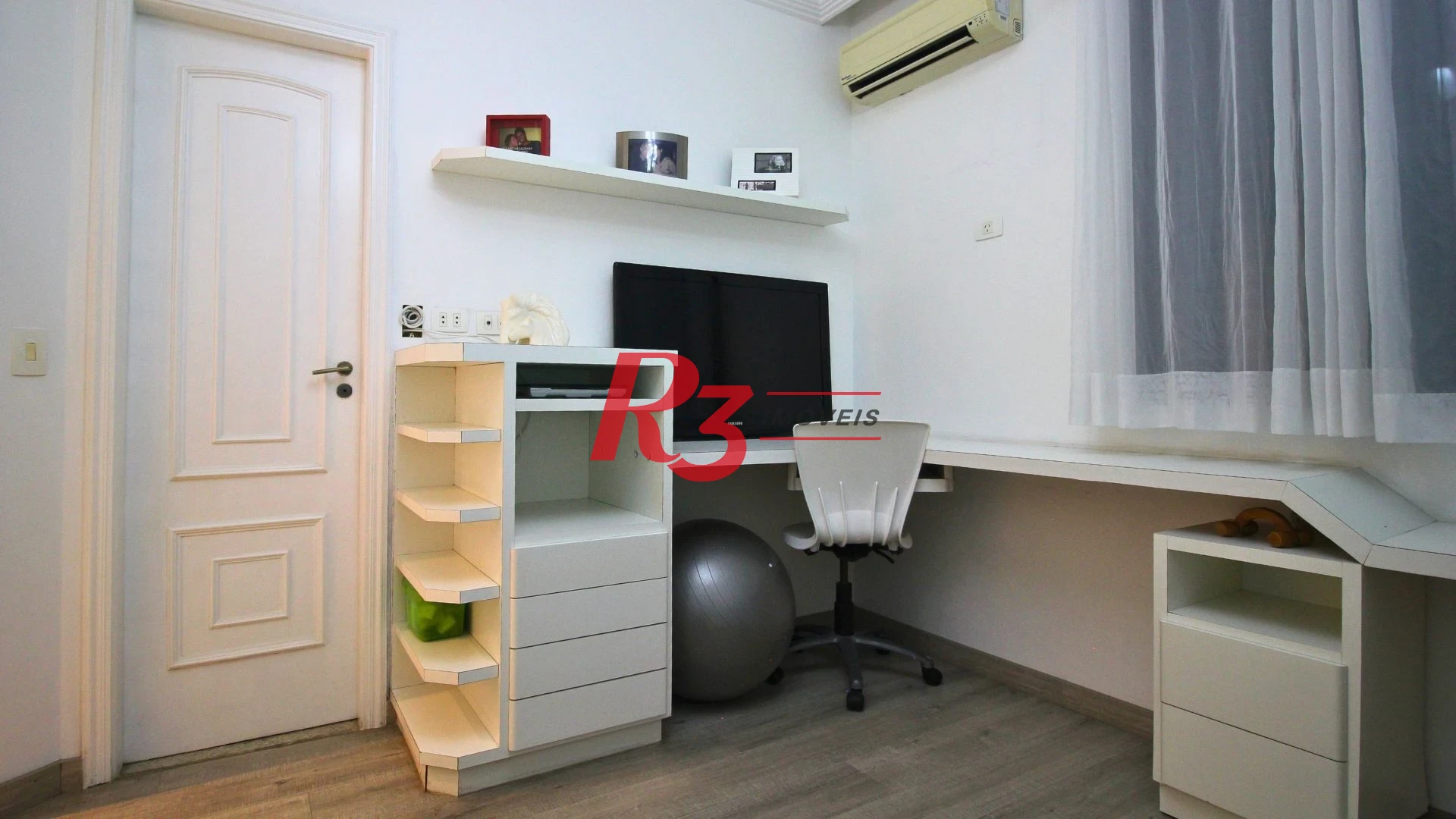 Apartamento à venda, 155 m² por R$ 1.930.000,00 - Gonzaga - Santos/SP
