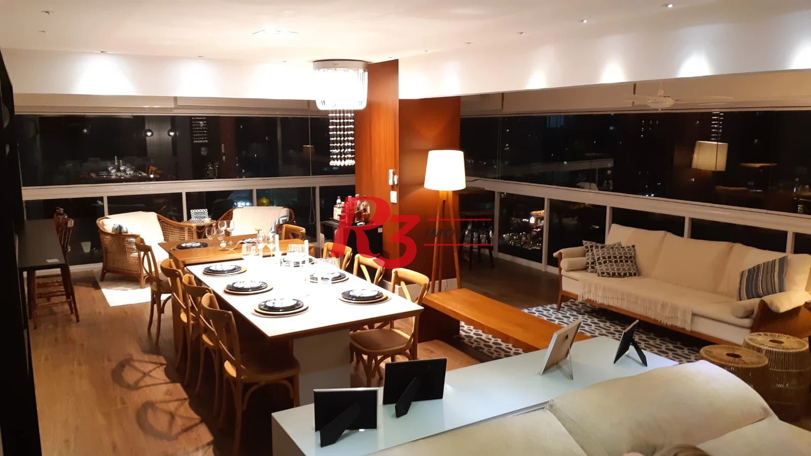 Apartamento com 3 dormitórios à venda, 171 m² por R$ 2.670.000,00 - Embaré - Santos/SP