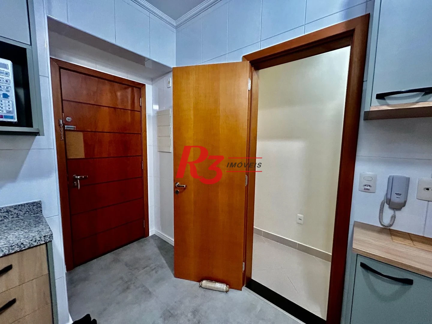 Apartamento com 3 dormitórios à venda, 101 m² por R$ 1.330.000,00 - Aparecida - Santos/SP