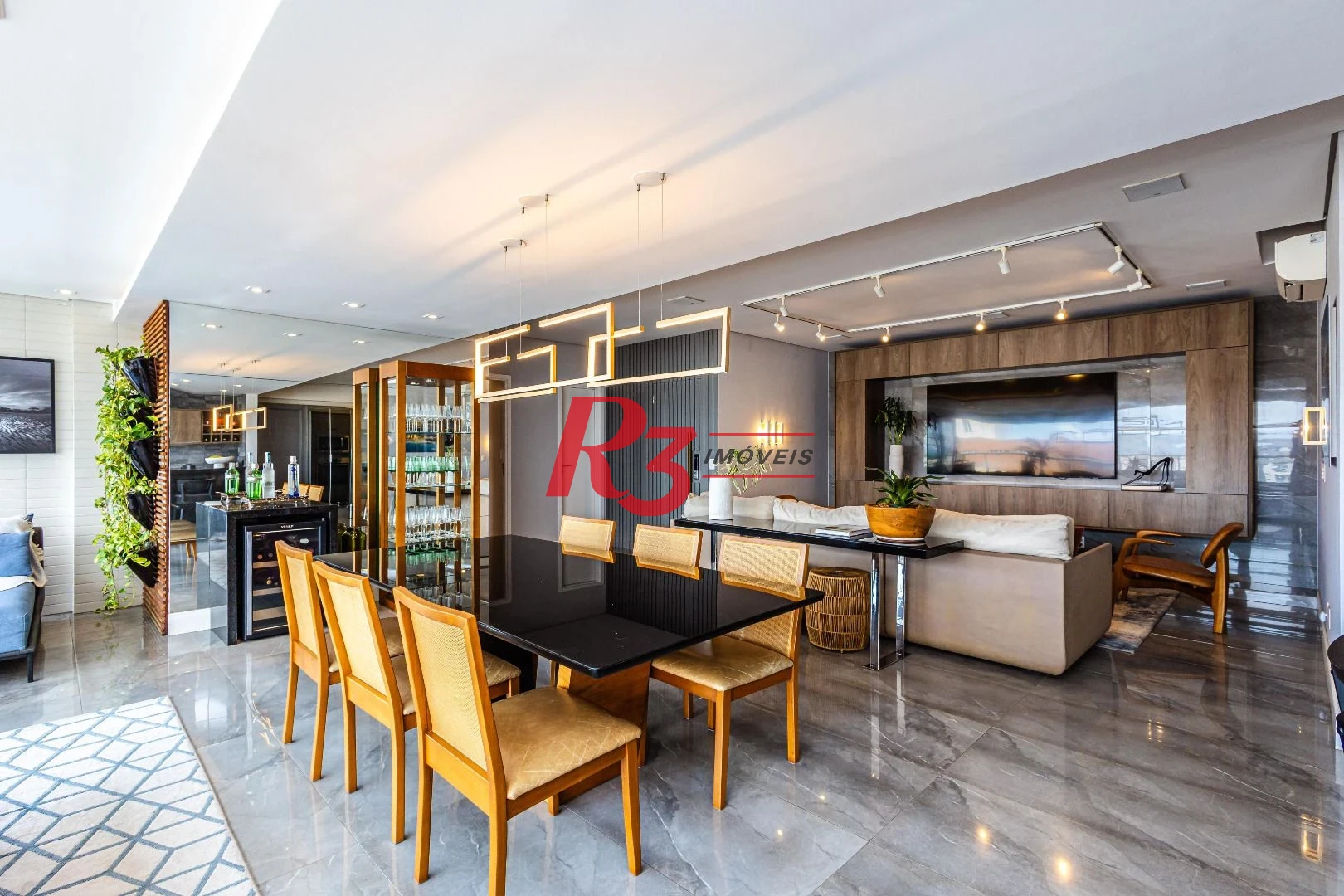 Apartamento com 3 dormitórios à venda, 167 m² por R$ 2.800.000,00 - Boqueirão - Santos/SP